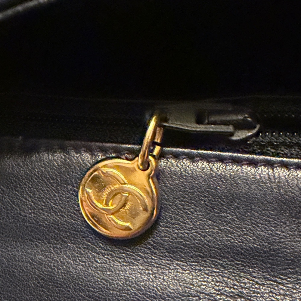 Chanel Mini Quilted Leather Pearl Chain Belt Bag dark blue Gold Hardware - Picture 13 of 17